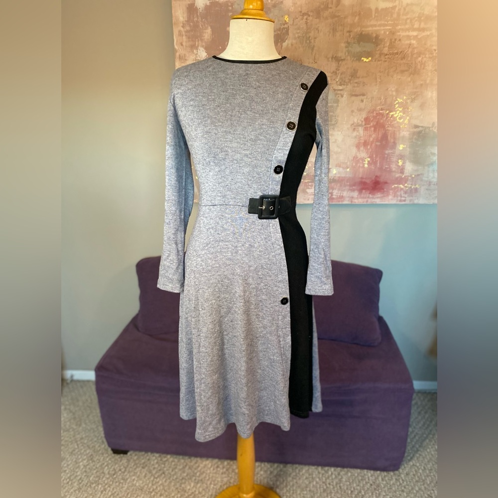 Pinto grey and black long sleeve sweater dress with buttons‎ and belt size XS